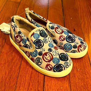 Kids Marvel Avengers slip on shoes